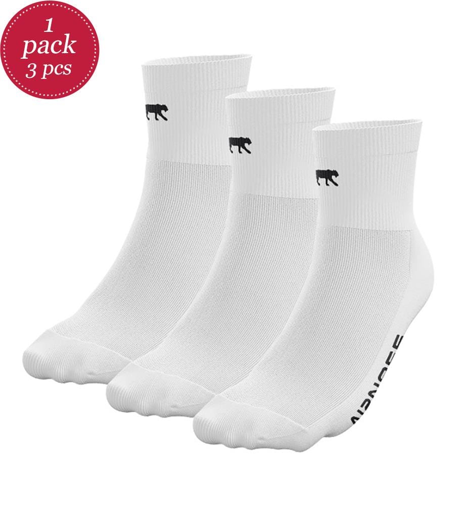 Pack of 3 Pairs of Quarter Sport Socks - White and Black