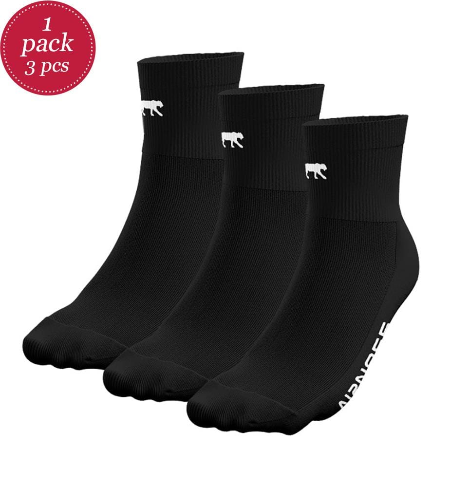 Pack of 3 Pairs of Quarter Sport Socks - Black and White