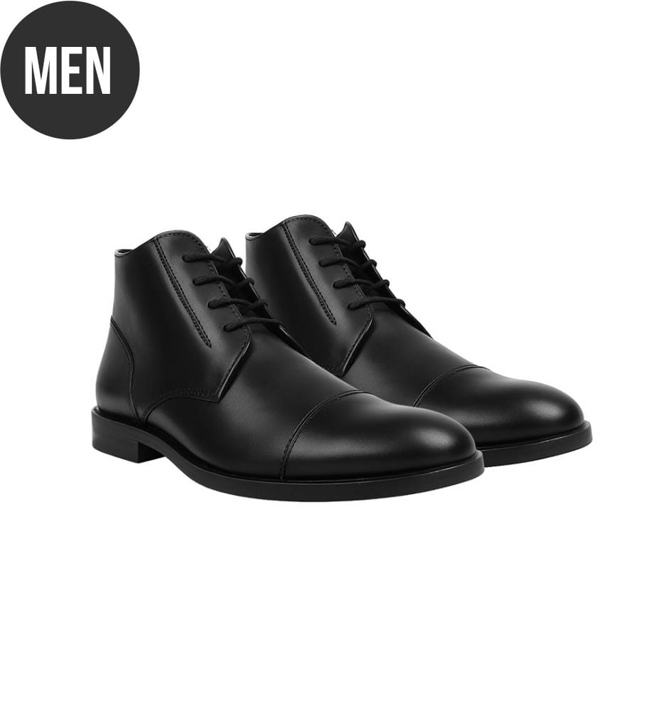 Bottes en cuir noir