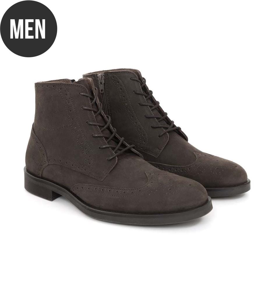 Stiefel aus Nubuckleder Braun