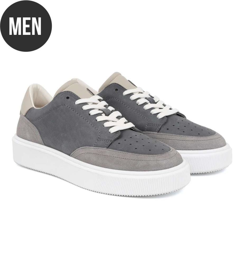 Sneakers - Grau