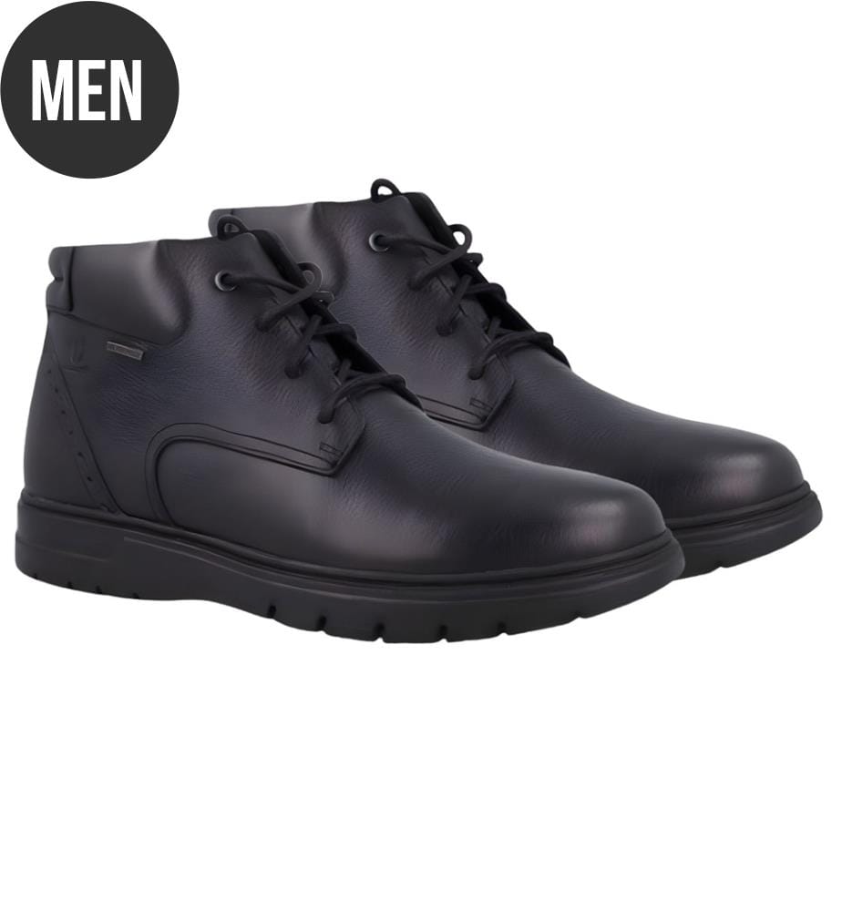 Schwarzer Lederstiefel
