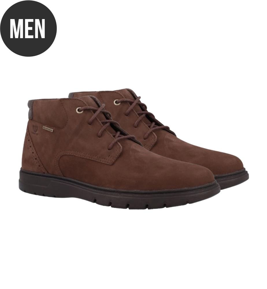 Stiefel aus braunem Nubuk