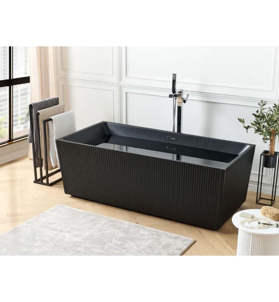Baignoire rectangulaire sur pied Acrylique noir mat 170 x 80 cm Surface striée Salle de bains moderne
