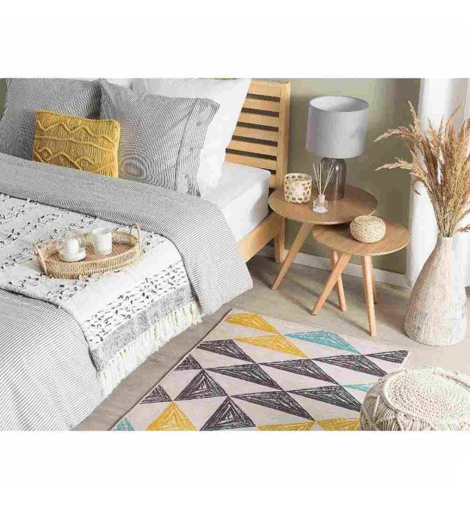 Tapis Rectangulaire Gris Jaune Vert et Blanc en Polyester aux Motifs Triangulaires pour Chambre ou Salon Moderne Scandinave 80 x 150 cm