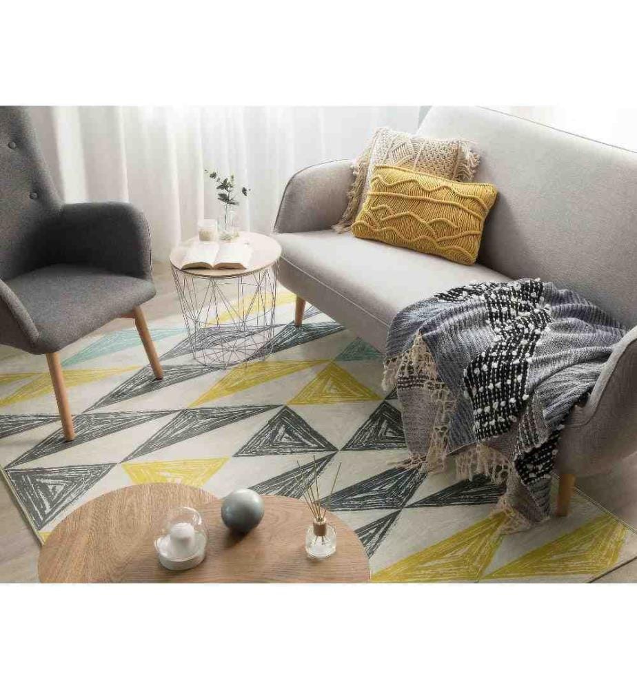 Tapis Rectangulaire Gris et Jaune en Polyester à Motif Triangles pour Chambre ou Salon Moderne 140 x 200 cm
