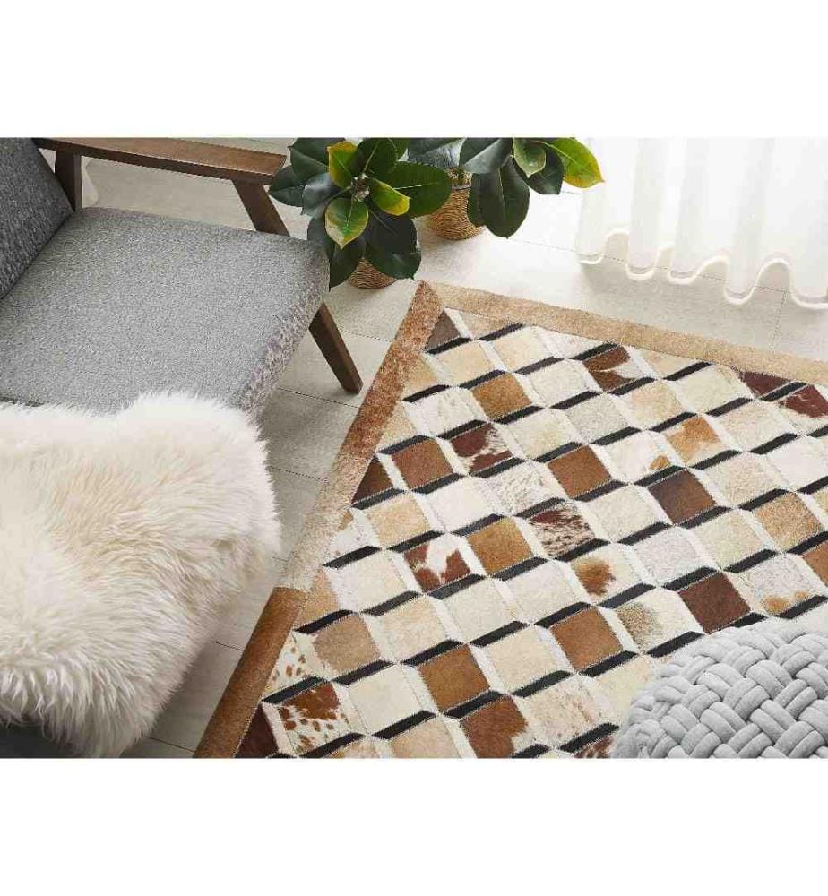 Tapis en Cuir Patchwork Marron 140 x 200 cm à Motif Géométrique 3D Idéal pour Intérieur Rétro Boho et Moderne