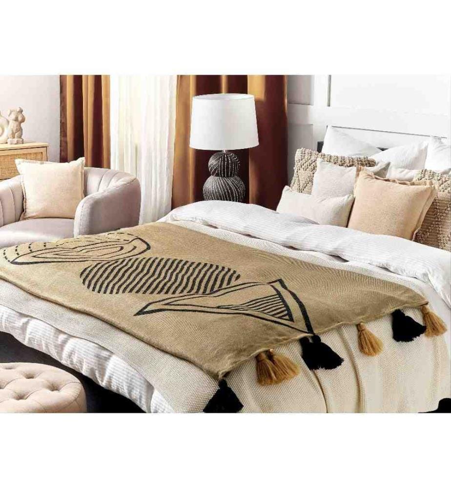Jeté de Lit Beige et Noir en Acrylique 130 x 170 cm à Motif Abstrait et Pompons Très Doux Solution Idéale pour Chambre ou Salon