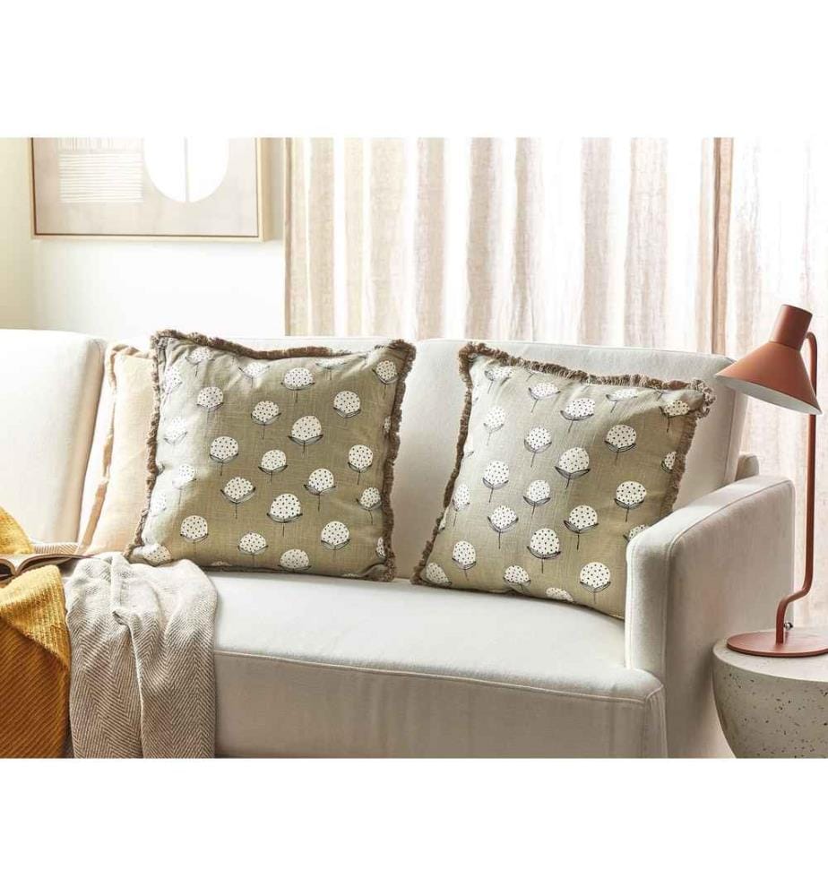Lot de 2 Coussins Décoratifs en Coton Beige à Motif Floral 45 x 45 cm Rembourrés Polyester Accessoire Moelleux pour Intérieur Style Champêtre