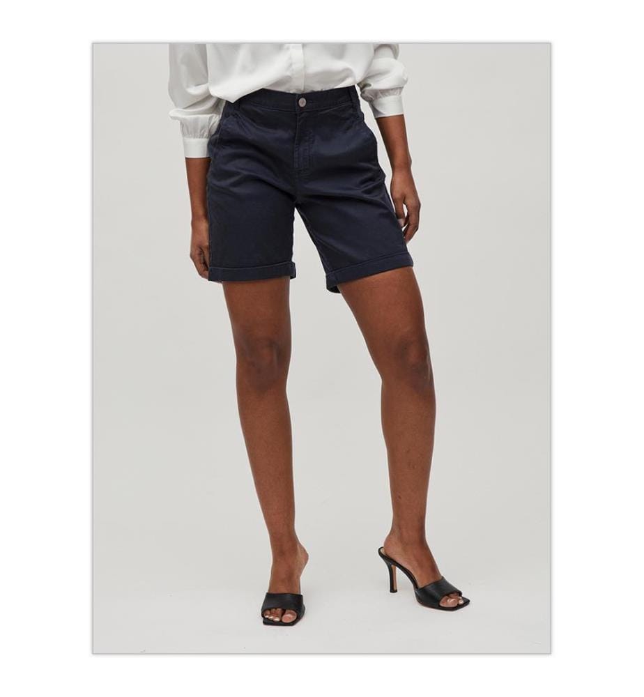 Short Chino