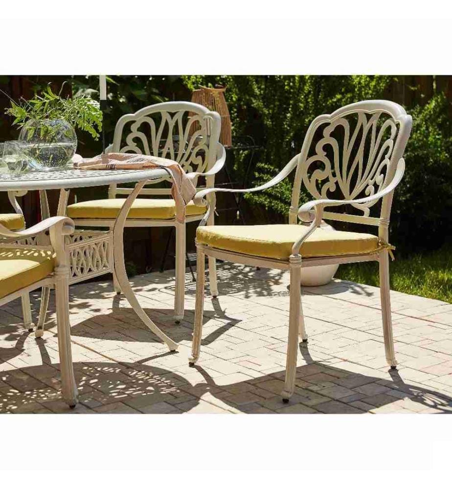 Lot 4 Chaises de Jardin en Aluminium Blanc Effet Vieilli avec Coussins Jaunes Design Vintage Rétro Idéales pour Extérieurs Classiques