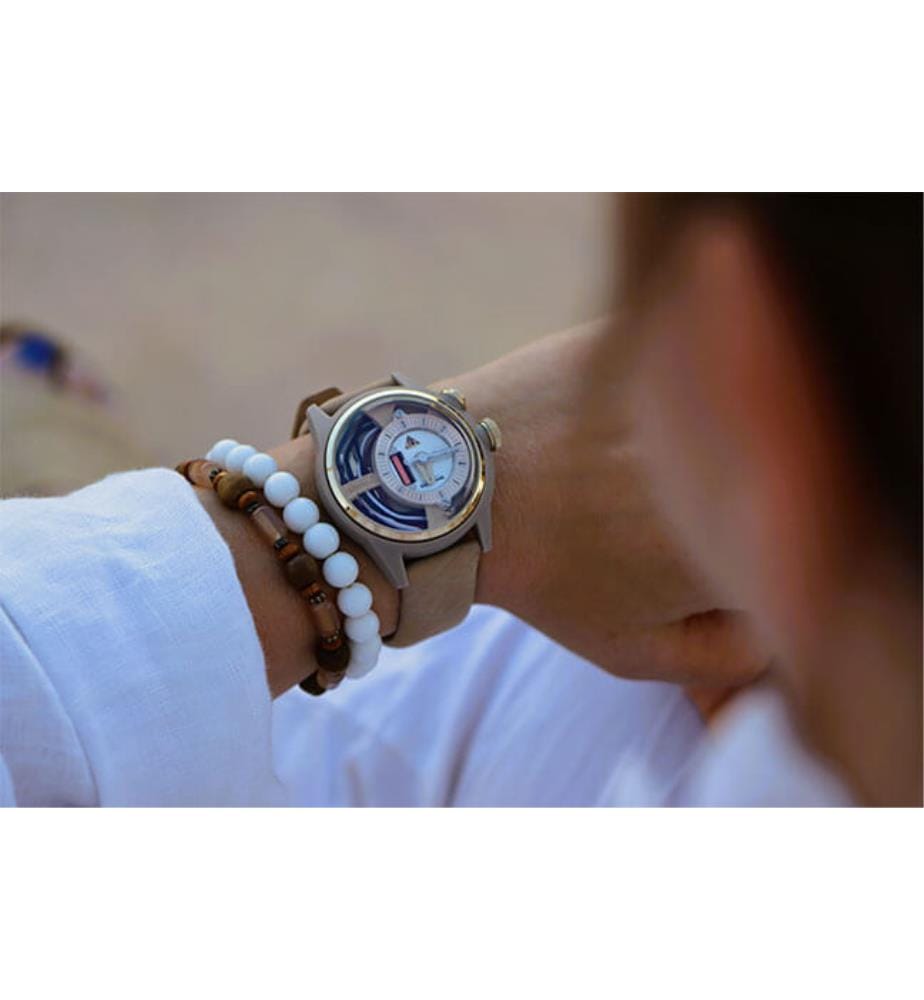 Montre Unisexe "The Nomad Z 42mm" - Noir et or
