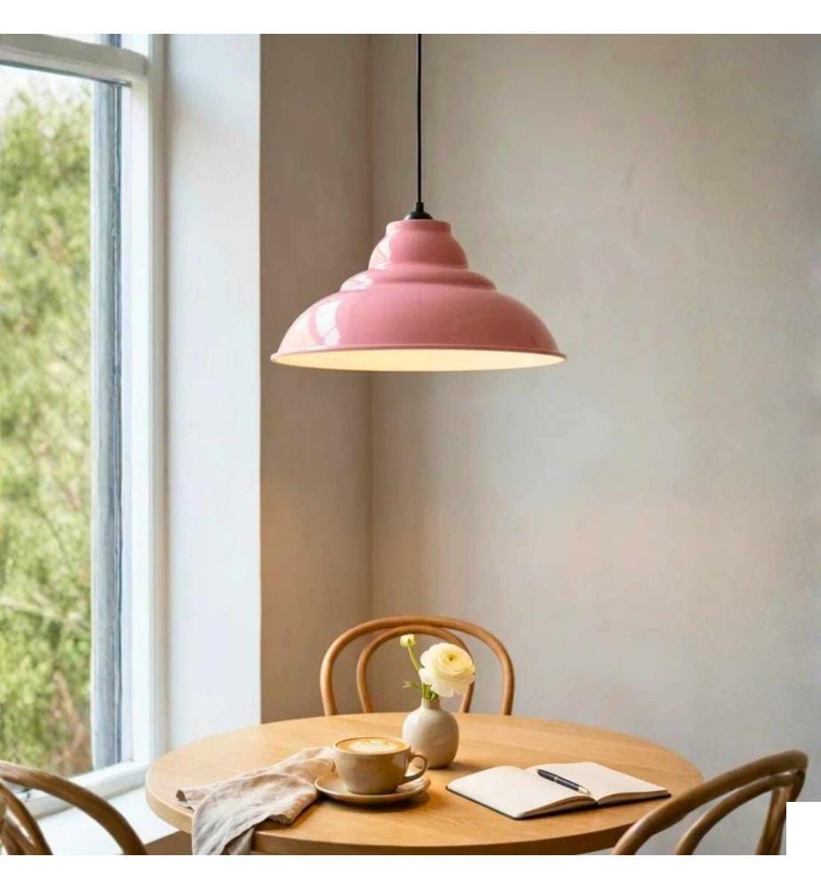 Lustre, corps en métal, rose