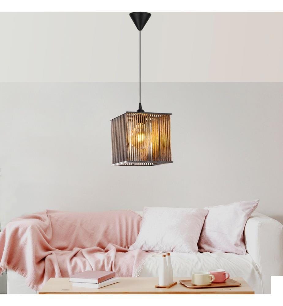 Lustre, Antiquité, Corps en bois