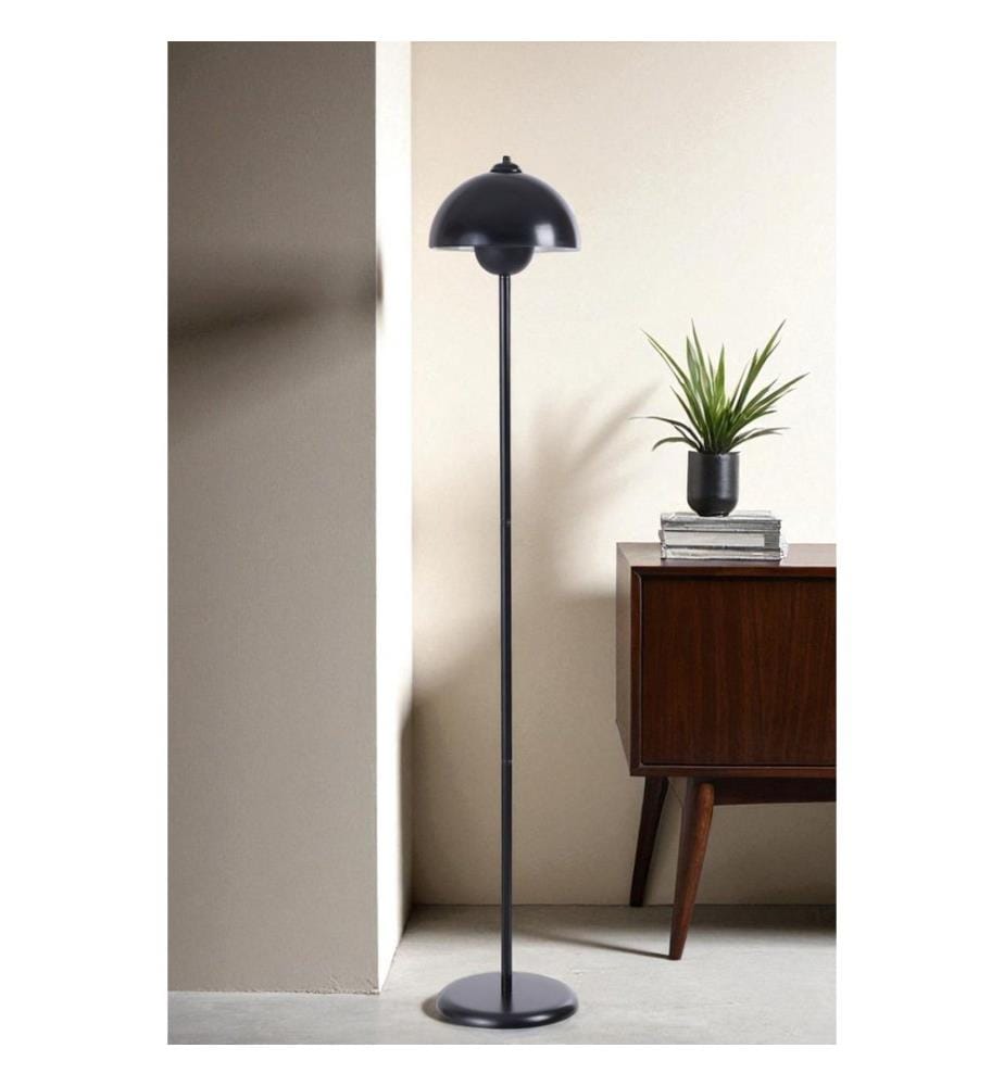 Lampadaire, noir, corps en métal