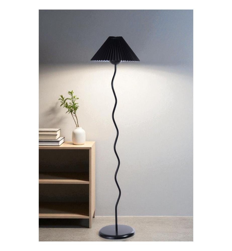 Lampadaire, noir, corps en métal