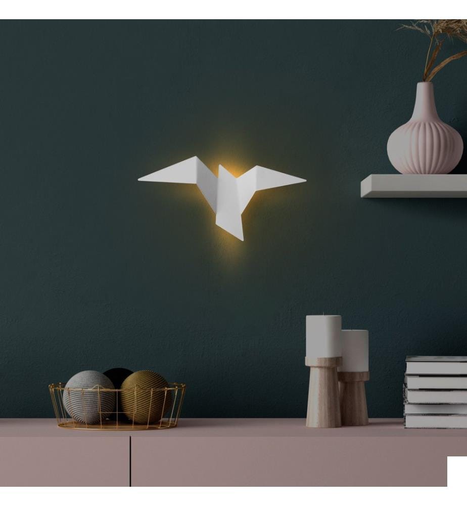 Lampe murale, blanche, corps en métal, socle en métal