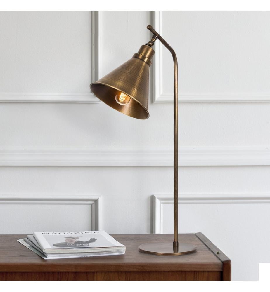 Né, Lampes De Bureau, Corps Métalliques