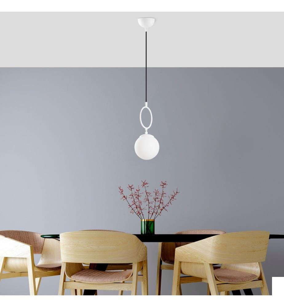 Lustre, blanc, corps en métal, socle en métal