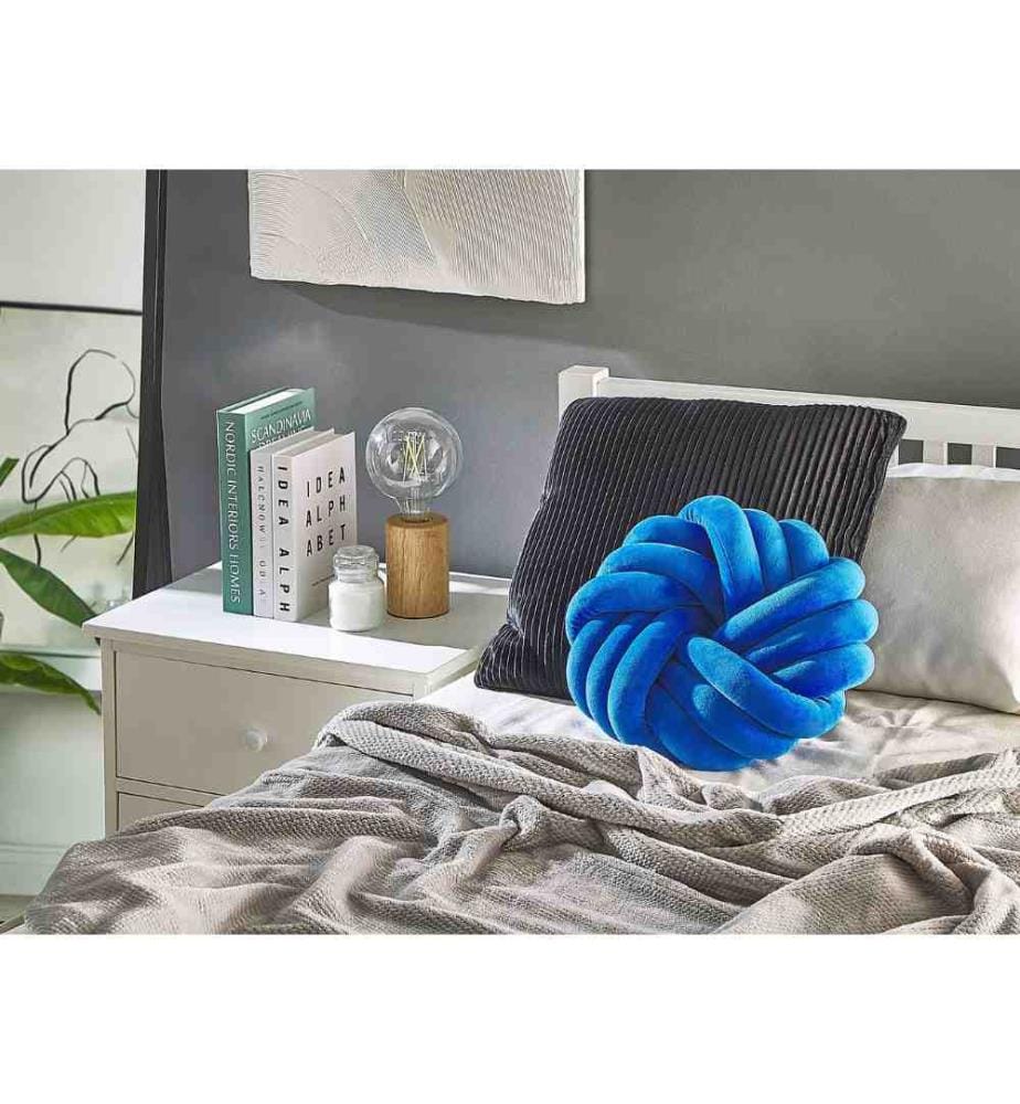 Coussin Décoratif Noeud Bleu Fait Main en Grosse Mailles de Laine XXL Polyester pour Décorer un Canapé ou un Lit