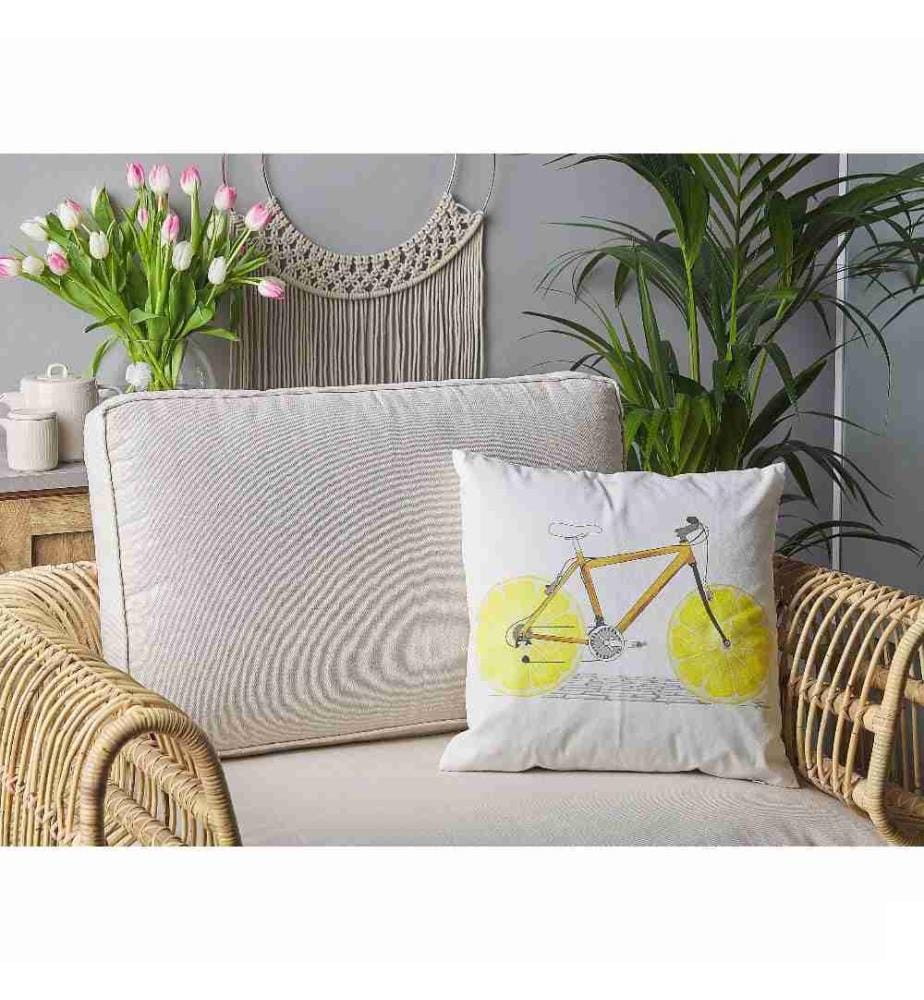 Lot 2 Coussins Décoratifs 45 x 45 cm en Coton Blanc avec Motif Vélo Jaune Accessoire Idéal pour Chambre ou Salon au Style Moderne