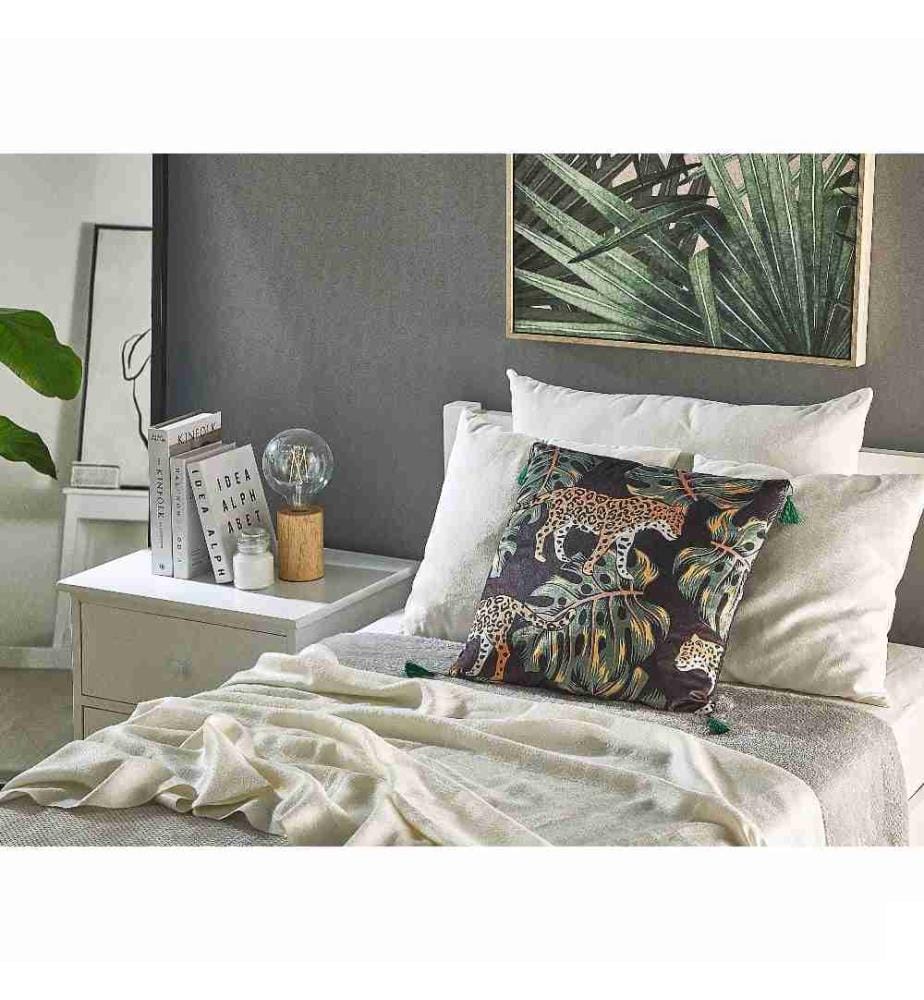2 Coussins Décoratifs Verts 45 x 45 cm en Polyester avec Motif Jungle Léopard pour Salon ou Chambre de Style Moderne ou Glamour