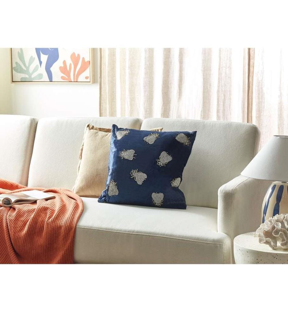 Coussin Décoratif en Velours Bleu Marine et Argenté 45 x 45 cm à Motif de Mouches Brodé Rembourré Polyester pour Intérieur Housse Amovible