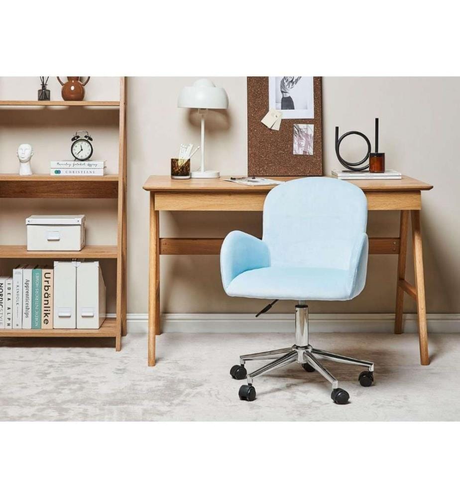 Fauteuil de Bureau Bleu Clair en Velours avec Accoudoirs Siège Hauteur Ajustable sur Roulettes Base en Métal pour Espace de Travail Rétro Moderne