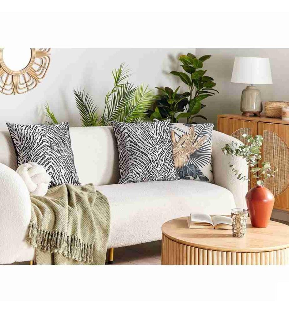 Coussins Décoratifs Noir et Blanc en Tissu 45 x 45 cm Design Glamour avec Motif de Rayures Zèbre Housse Amovible Confortable Lot de 2