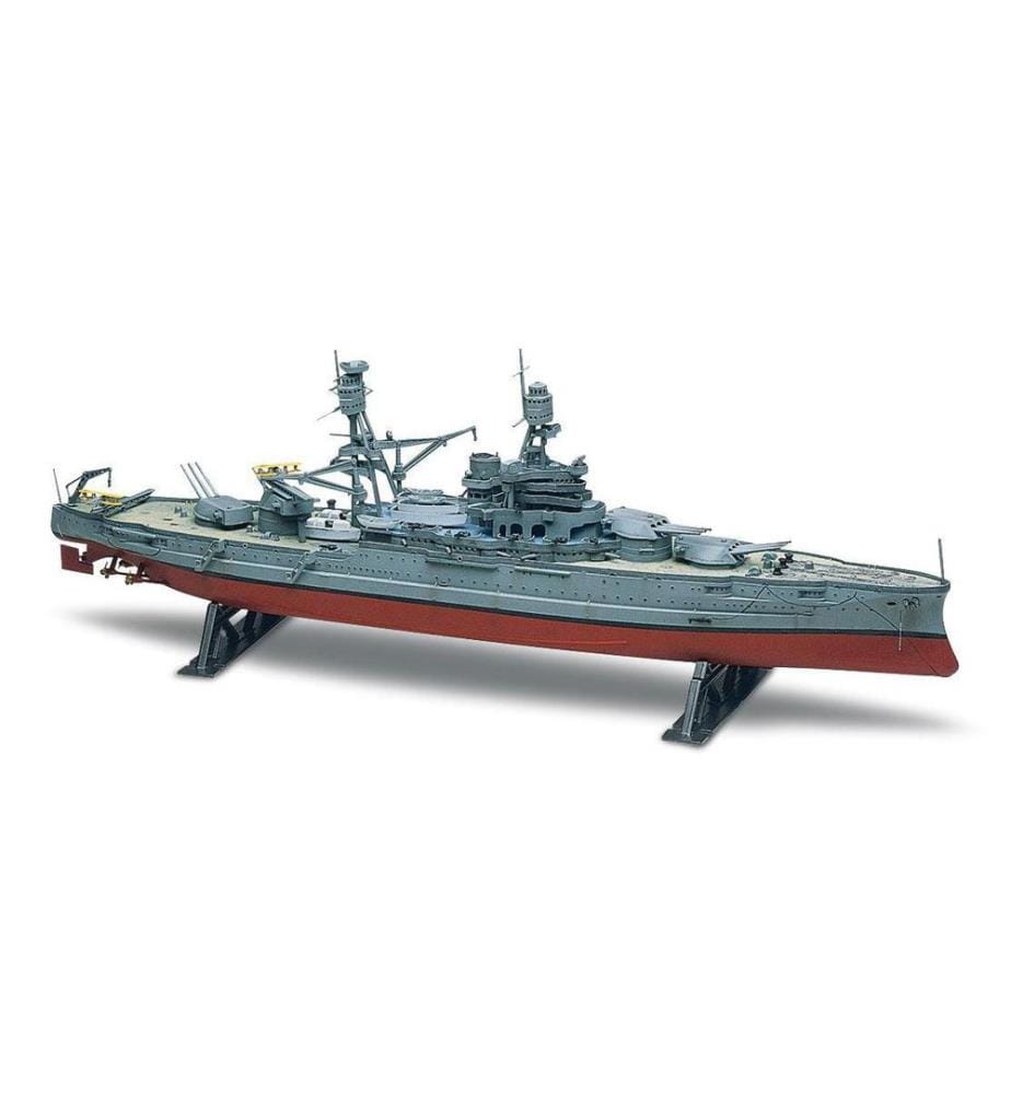 Revell - Kits de montage USS Arizona Battleship 1:426