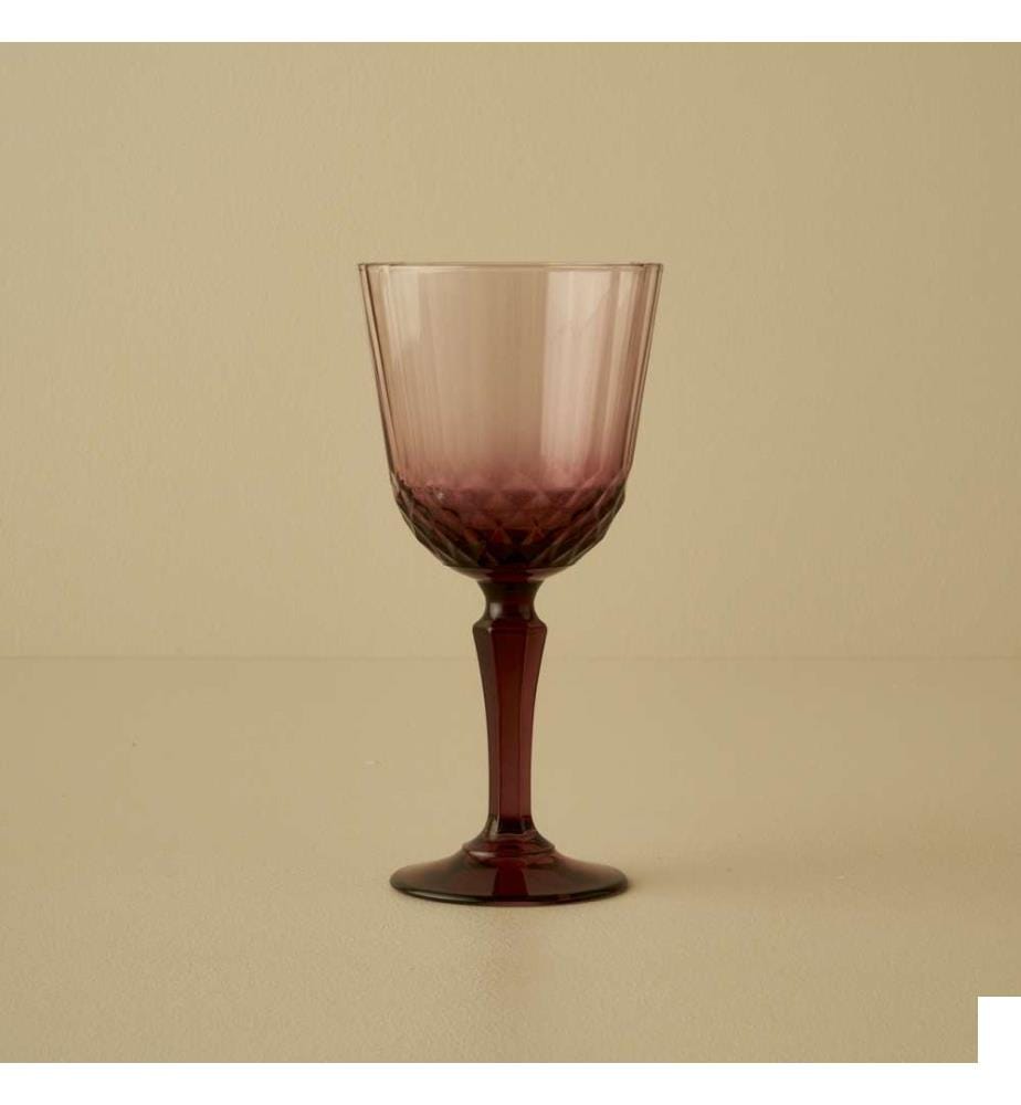 Gobelet en verre taillé