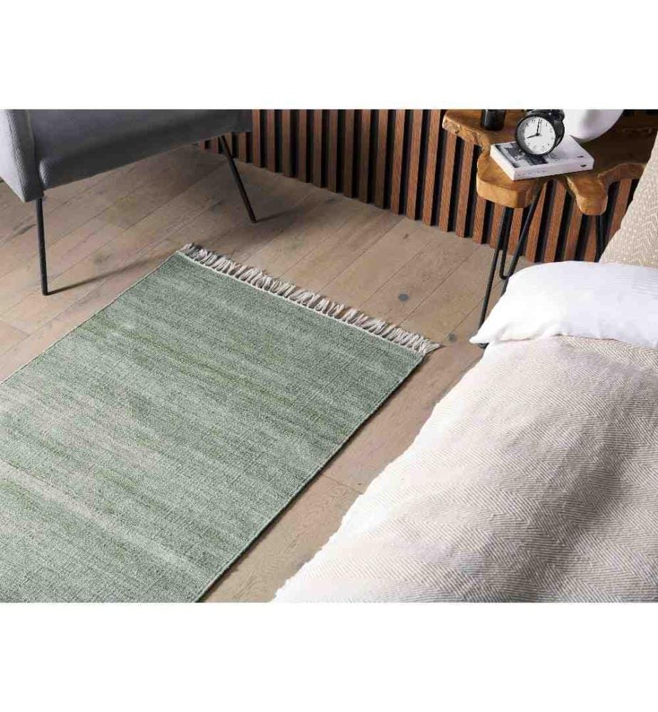 Tapis Vert Clair en Matière Synthétique 80 x 150 cm Fait à la Main avec Franges Rectangulaire à Poil Ras à Partir de Matériaux Recyclés