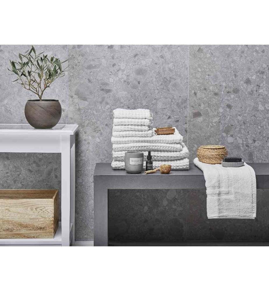 Ensemble 9 Serviettes de Bain en Coton Blanc à Séchage Rapide Ultra Moelleux Absobant et Doux au Toucher