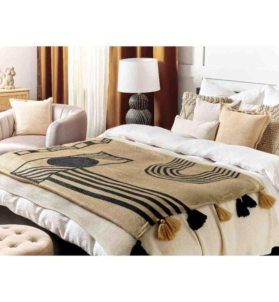 Jeté de Lit Beige et Noir en Acrylique 130 x 170 cm à Motif Abstrait et Pompons Très Doux Solution Idéale pour Chambre ou Salon