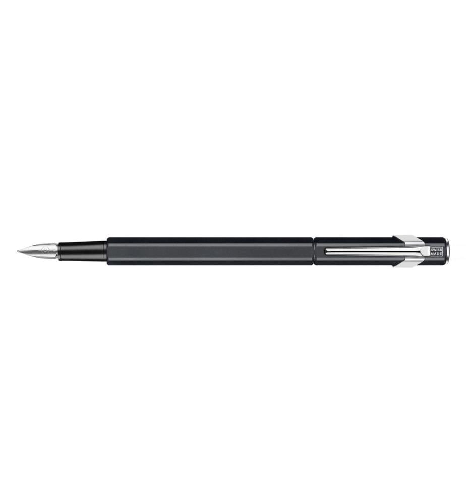 CARAN D'ACHE - Stylo plume 849 Classic Line moyen (M), Noir