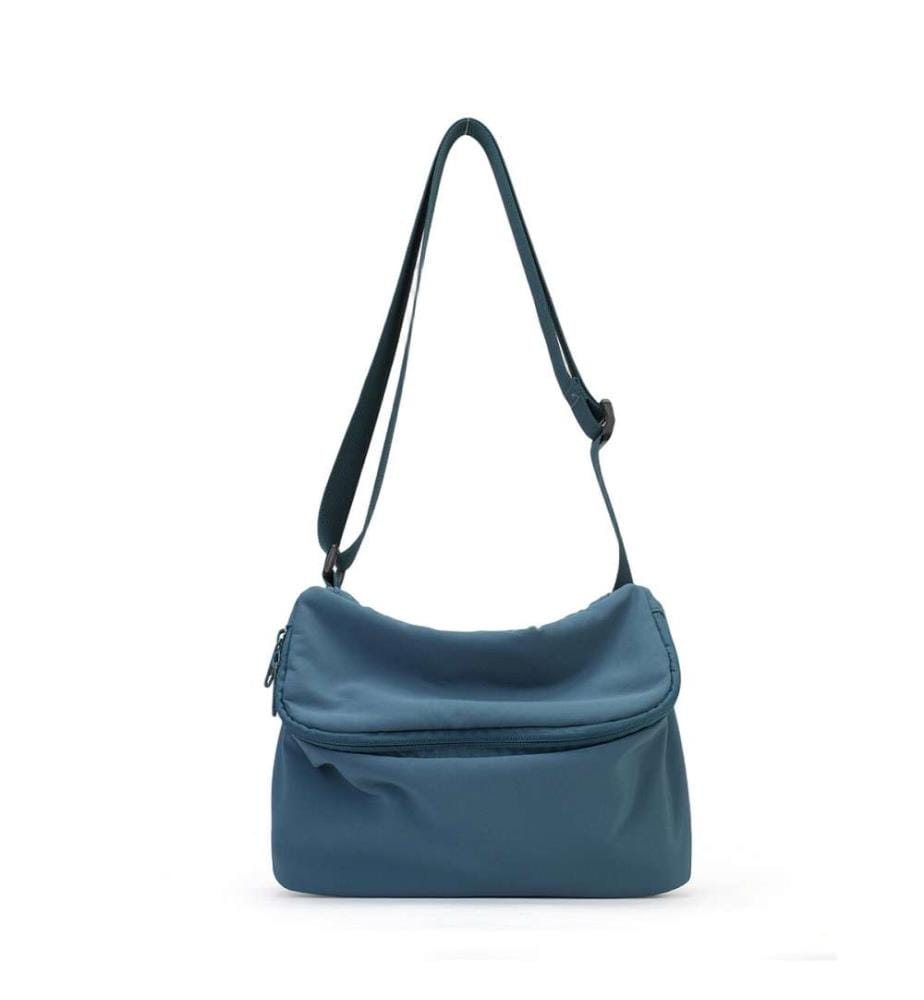 Sac à bandoulière à rabat en nylon recyclé léger - Bleu marine