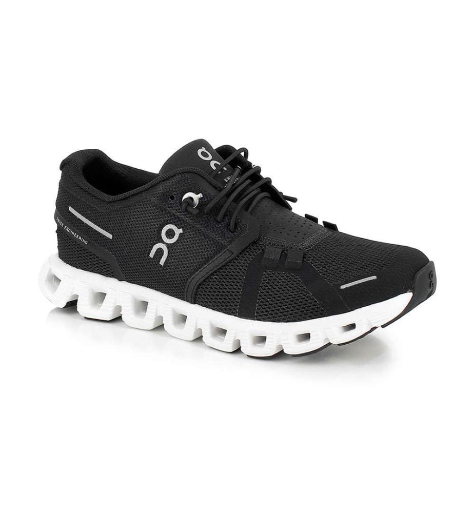 Baskets de Course Cloud 5 pour une femme - Noir & Blanc