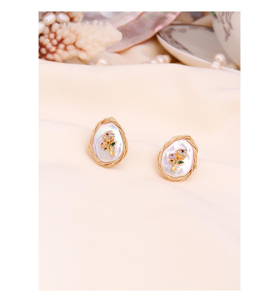 Boucles doreilles en nacre