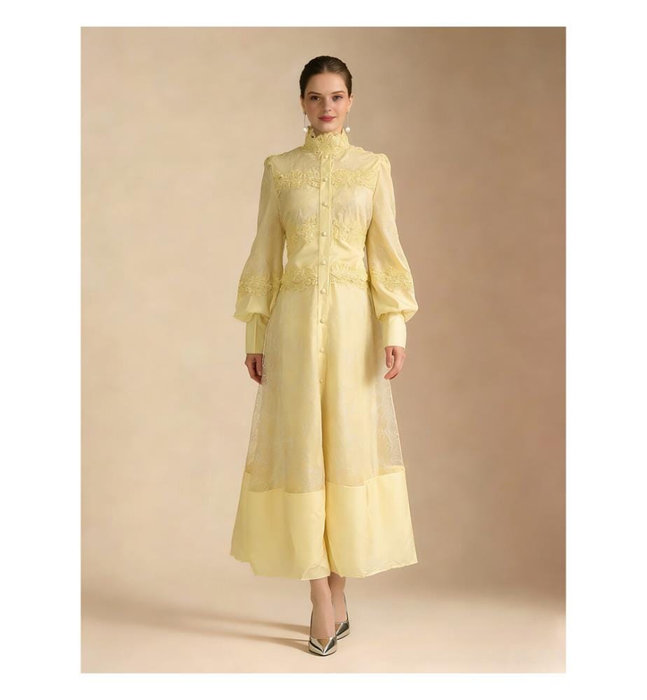 Robe longue à col montant, élégante et ornée de broderies - Jaune
