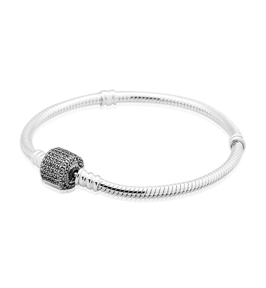 Bracelet Moments