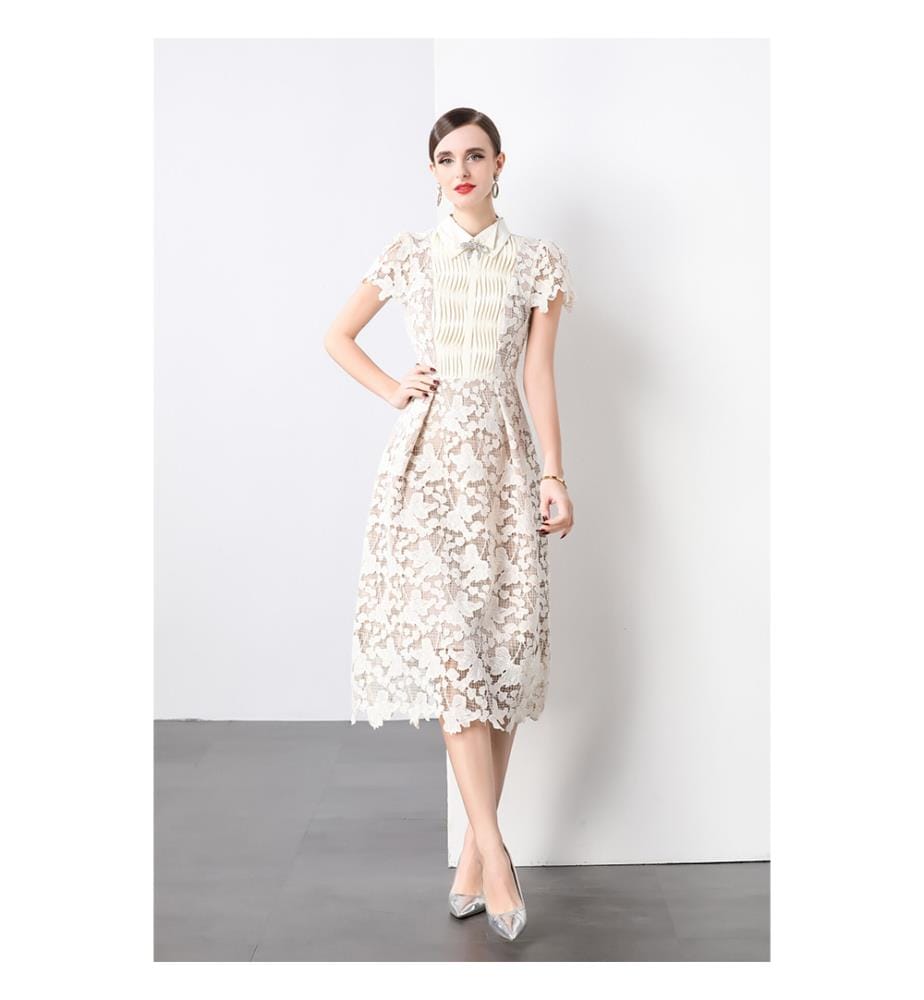 Robe midi en dentelle avec nud - Blanc