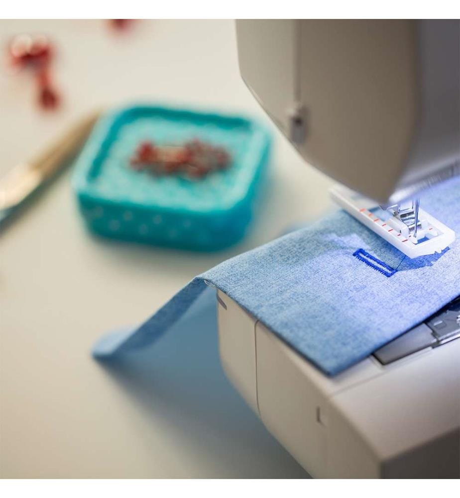 BROTHER Sewing Machine RL425 DeinDeal