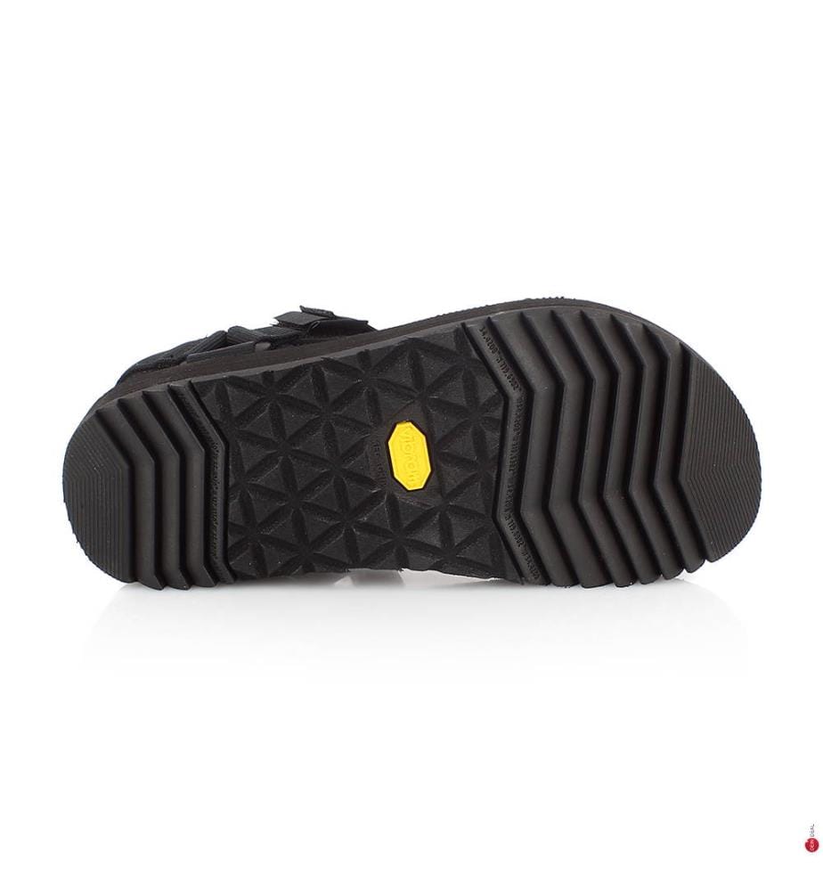 teva universal trail black