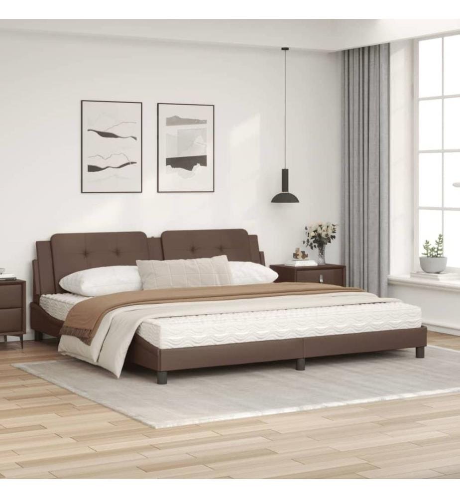 Lit avec matelas marron 200x200 cm similicuir