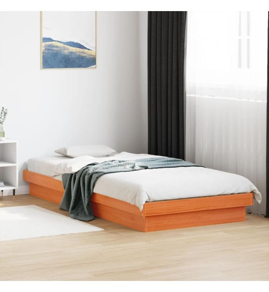 Massivholzbett mit LED-Beleuchtung Wachsbraun 90x190 cm Kiefer