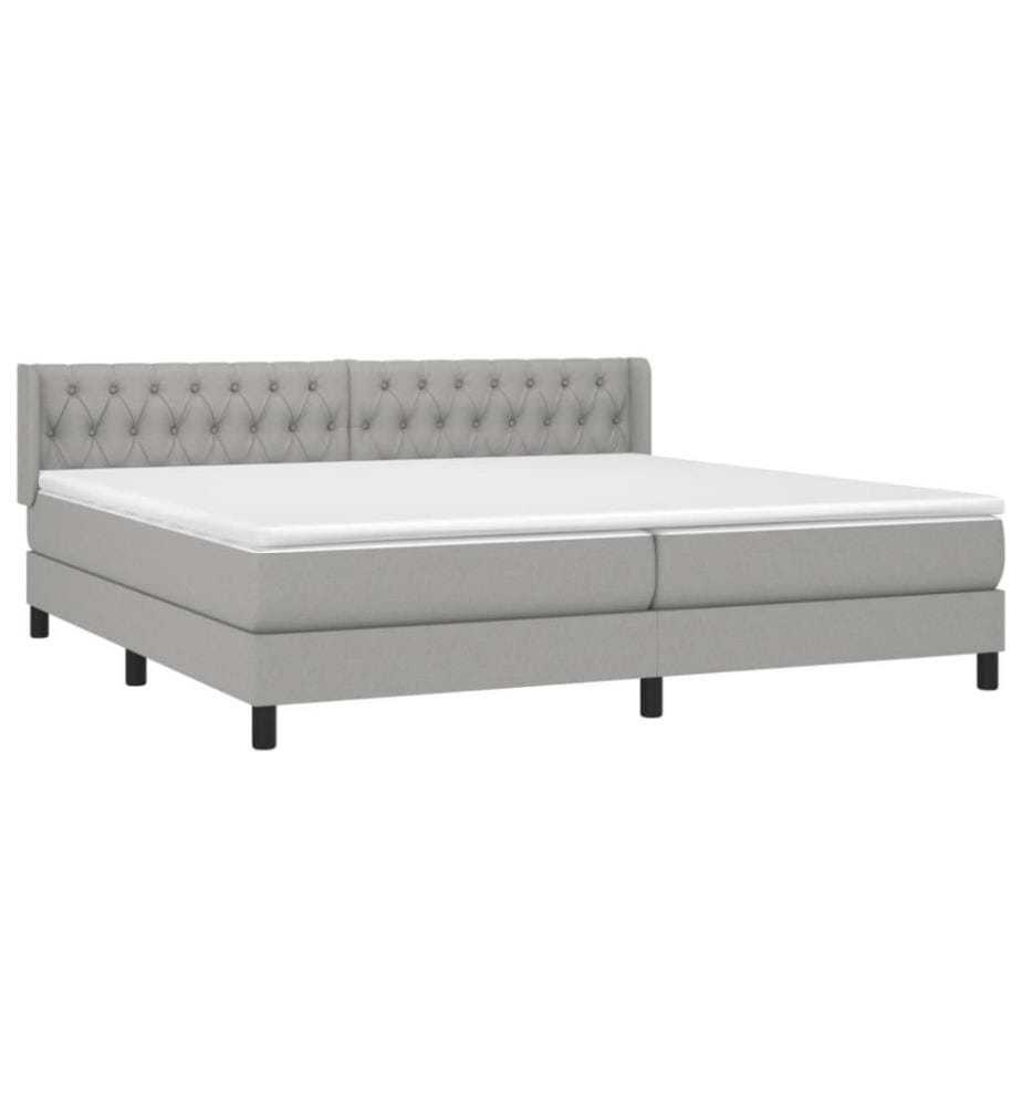 Boxspringbett mit Matratze Hellgrau 200x200 cm Stoff