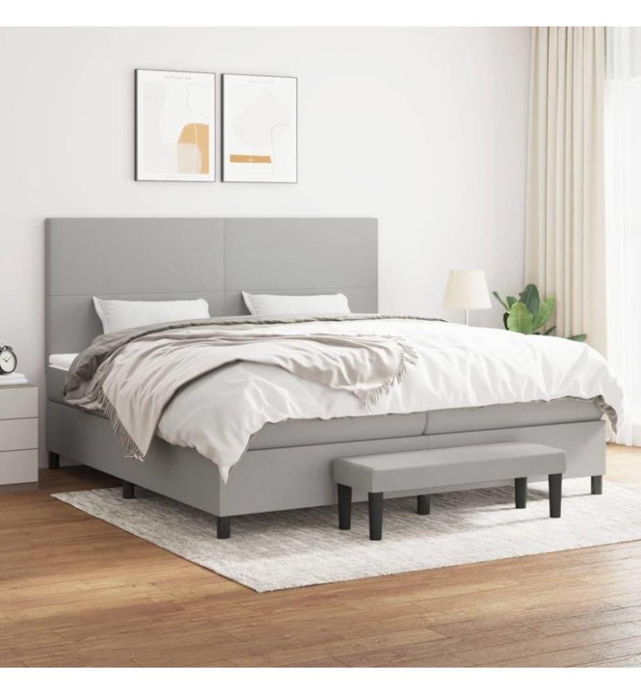 Boxspringbett mit Matratze Hellgrau 200x200 cm Stoff