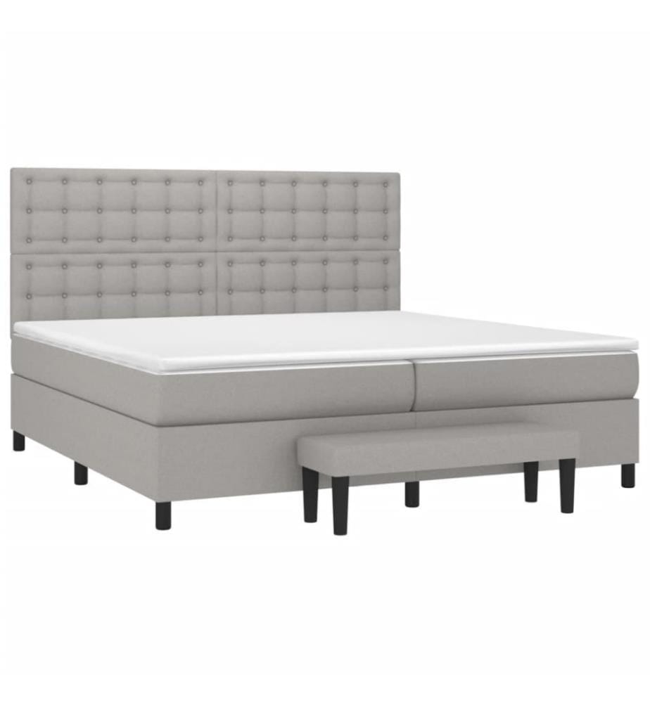 Boxspringbett mit Matratze Hellgrau 200x200 cm Stoff