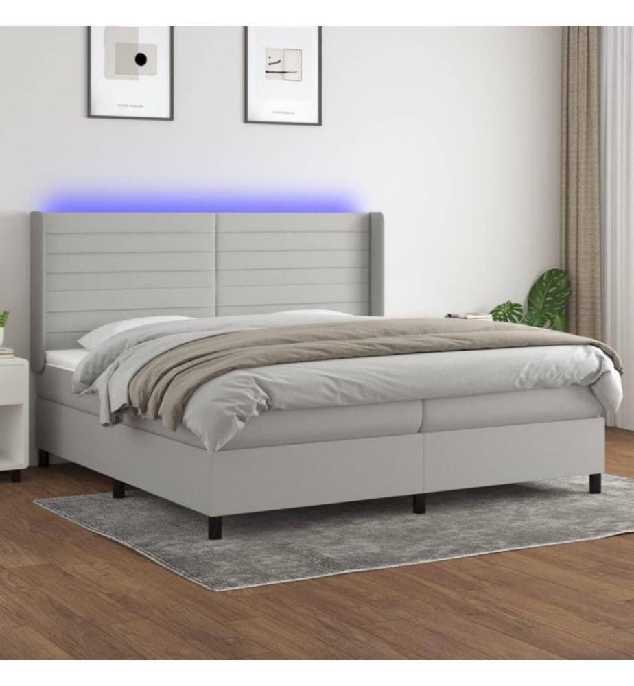 Boxspringbett mit Matratze & LED Hellgrau 200x200 cm Stoff