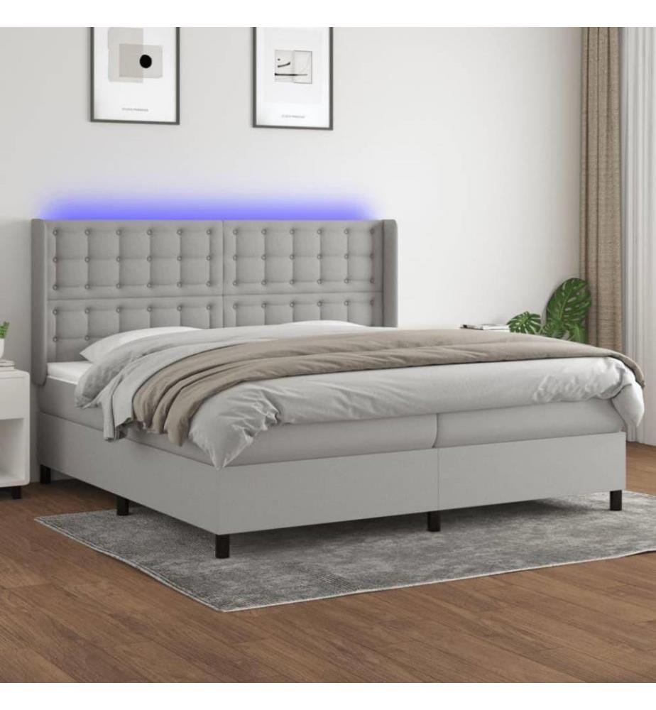 Boxspringbett mit Matratze & LED Hellgrau 200x200 cm Stoff
